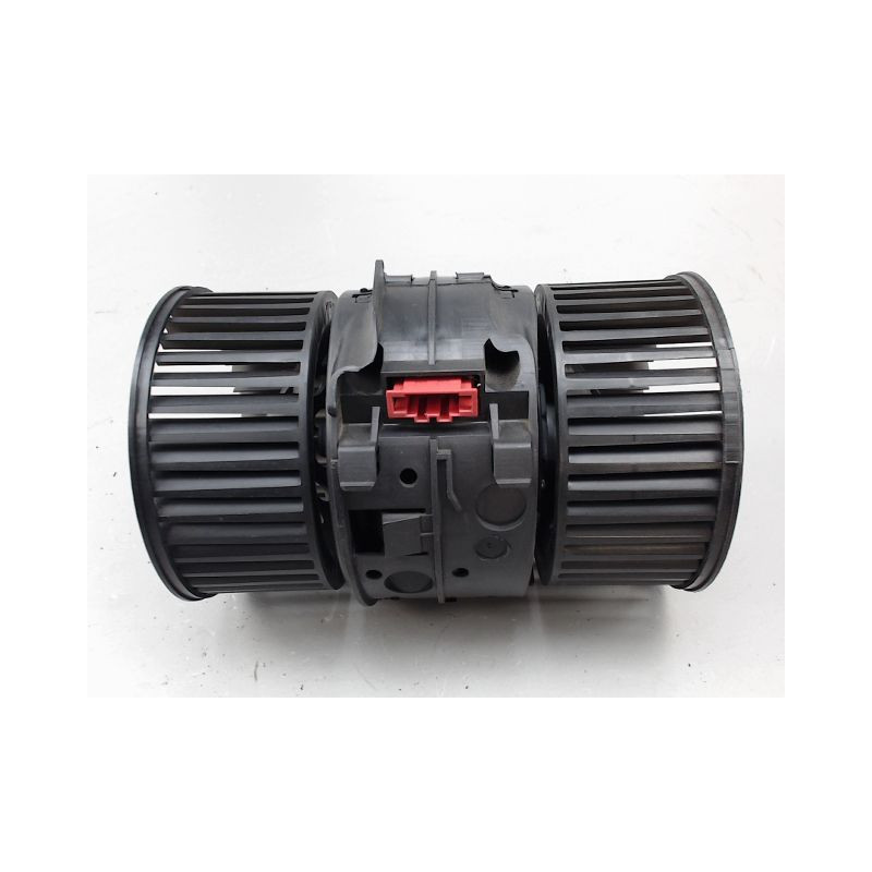 MOTEUR VENTILATEUR CHAUFFAGE RENAULT MEGANE