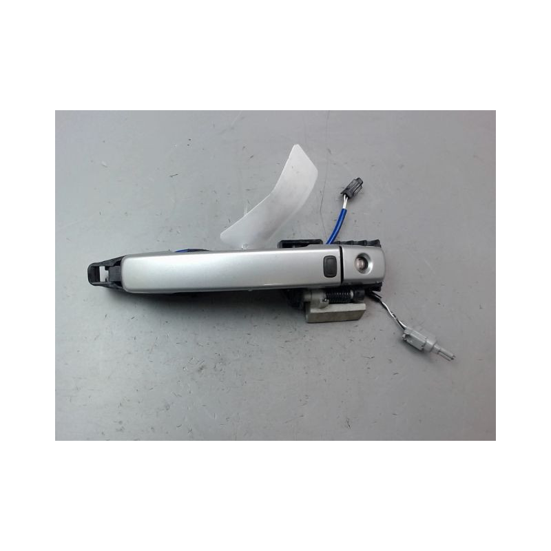 POIGNEE EXTERIEURE PORTE AVANT GAUCHE NISSAN QASHQAI BREAK I Phase 1 2007-2010