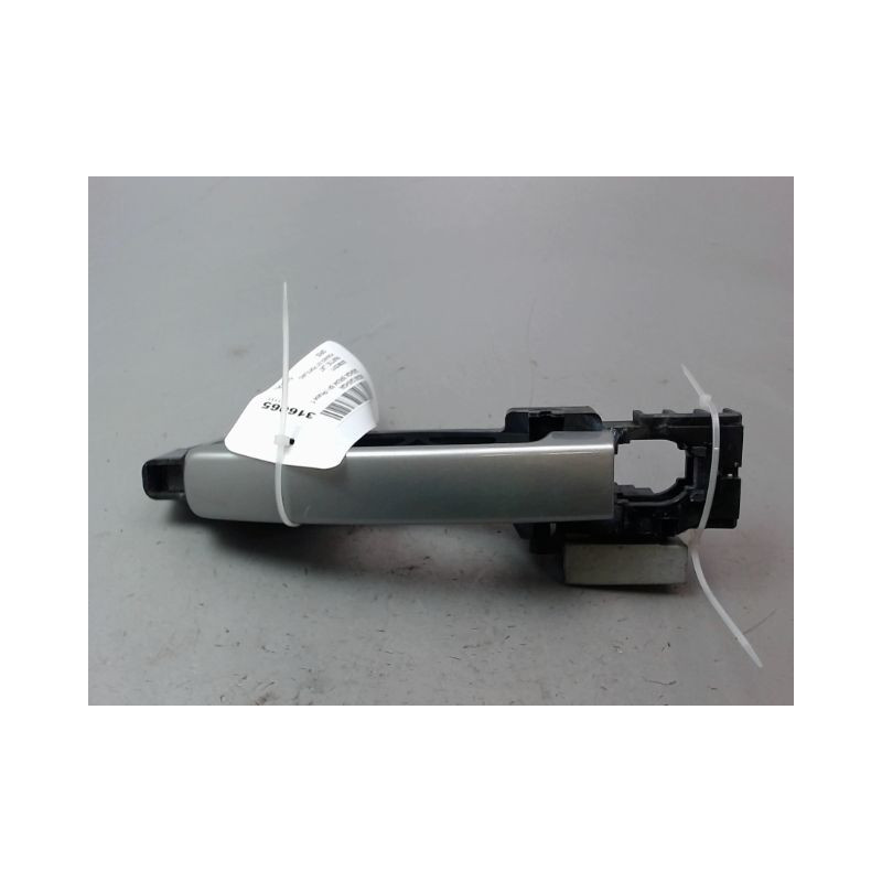 POIGNEE EXTERIEURE PORTE ARRIERE DROIT NISSAN QASHQAI BREAK I Phase 1 2007-2010