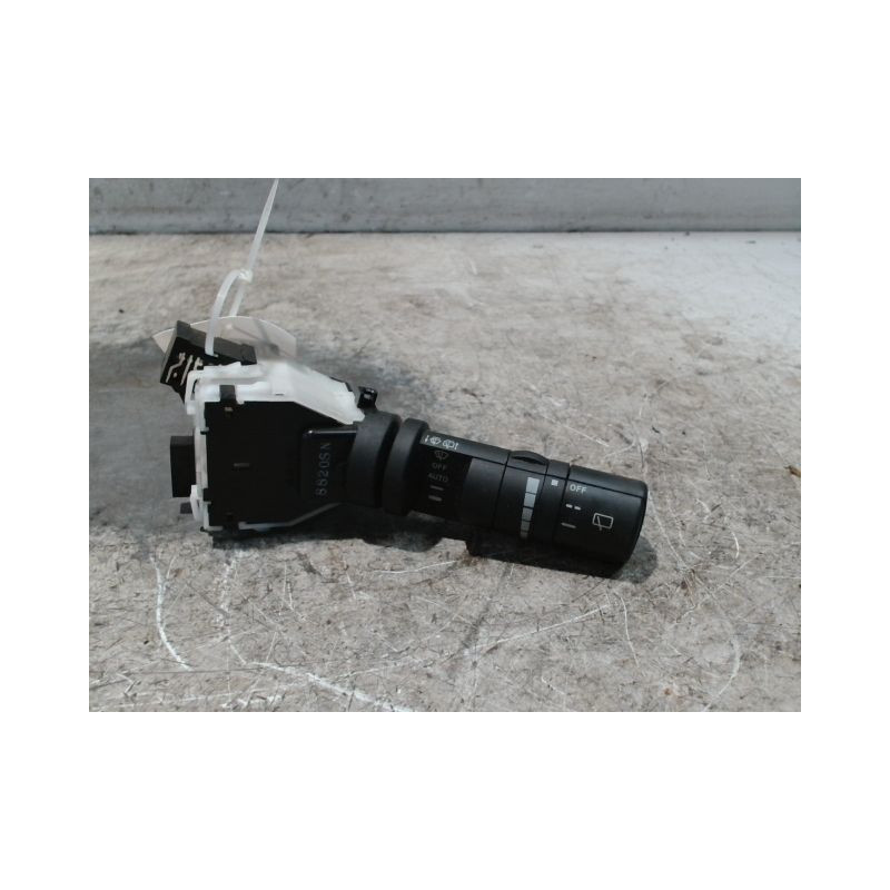 COMMANDE ESSUIE GLACE NISSAN QHASQAI 2007-