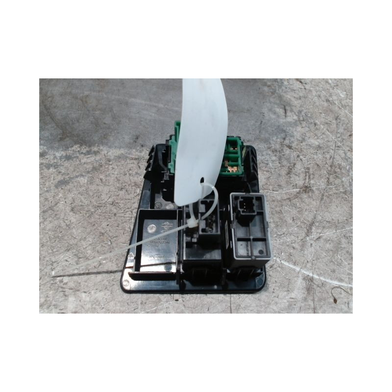COMMANDE RETROVISSEUR EXTERIEUR ELECTRIQUE NISSAN QHASQAI 2007-