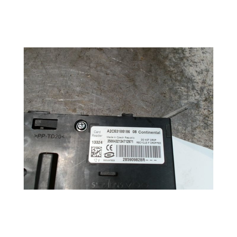 LECTEUR DE CARTE RENAULT MEGANE SCENIC III