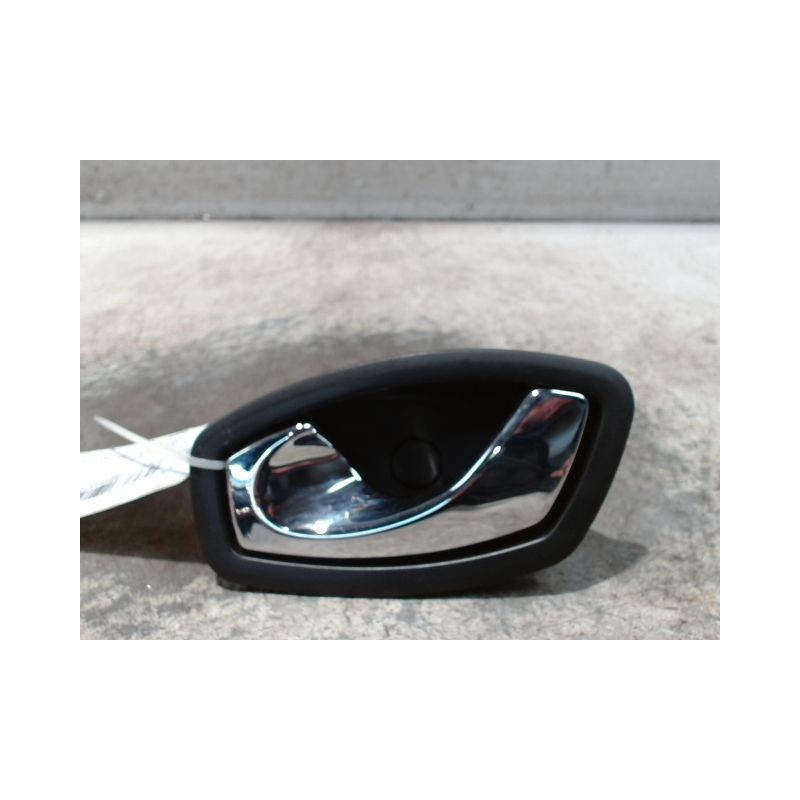 POIGNEE INTERIEURE PORTE AVANT GAUCHE RENAULT MEGANE SCENIC III