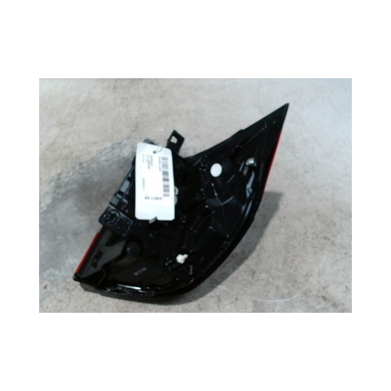 FEU ARRIERE GAUCHE  HONDA JAZZ