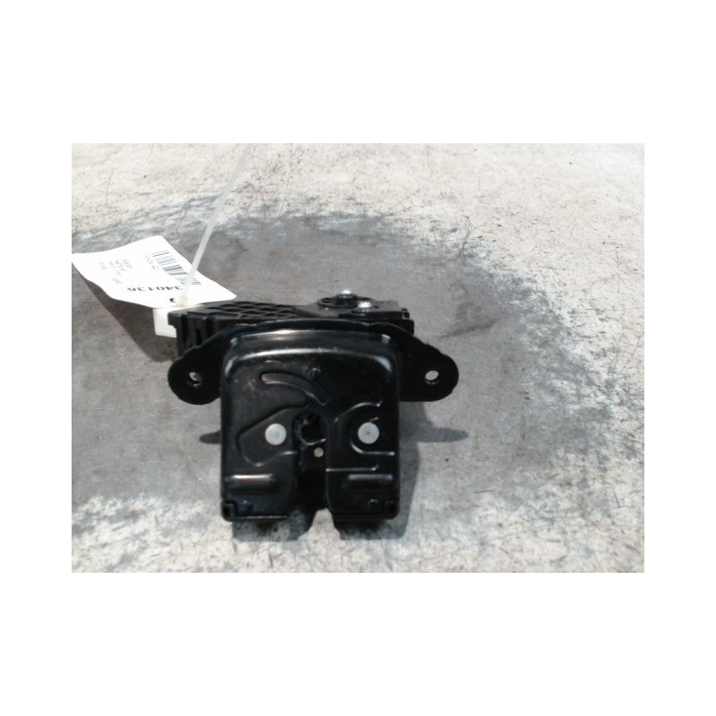 SERRURE COFFRE ARRIERE HONDA JAZZ