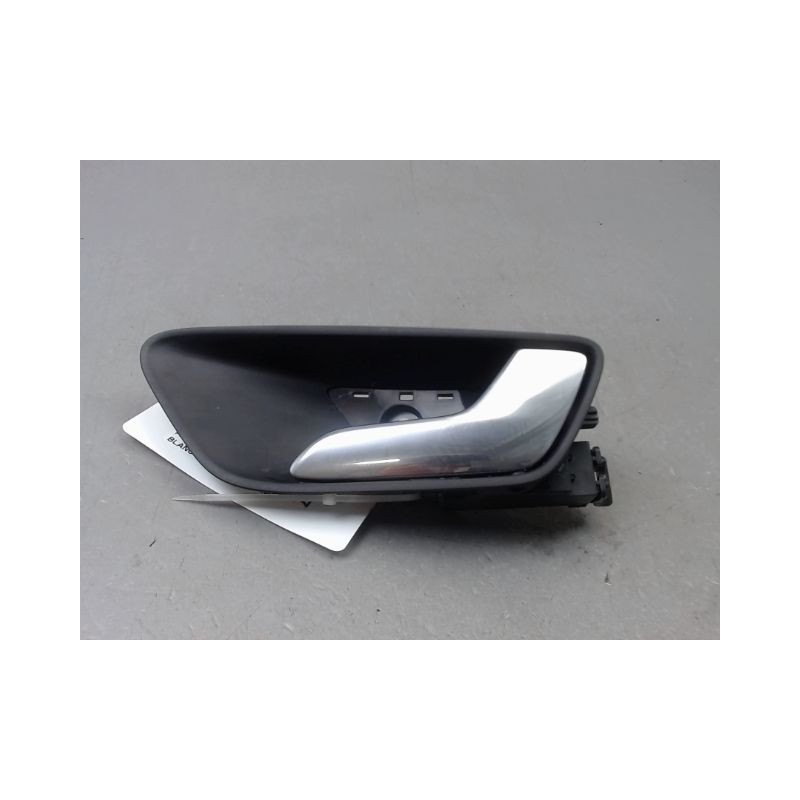 POIGNEE INTERIEURE PORTE AVANT DROIT FORD FIESTA 2010-