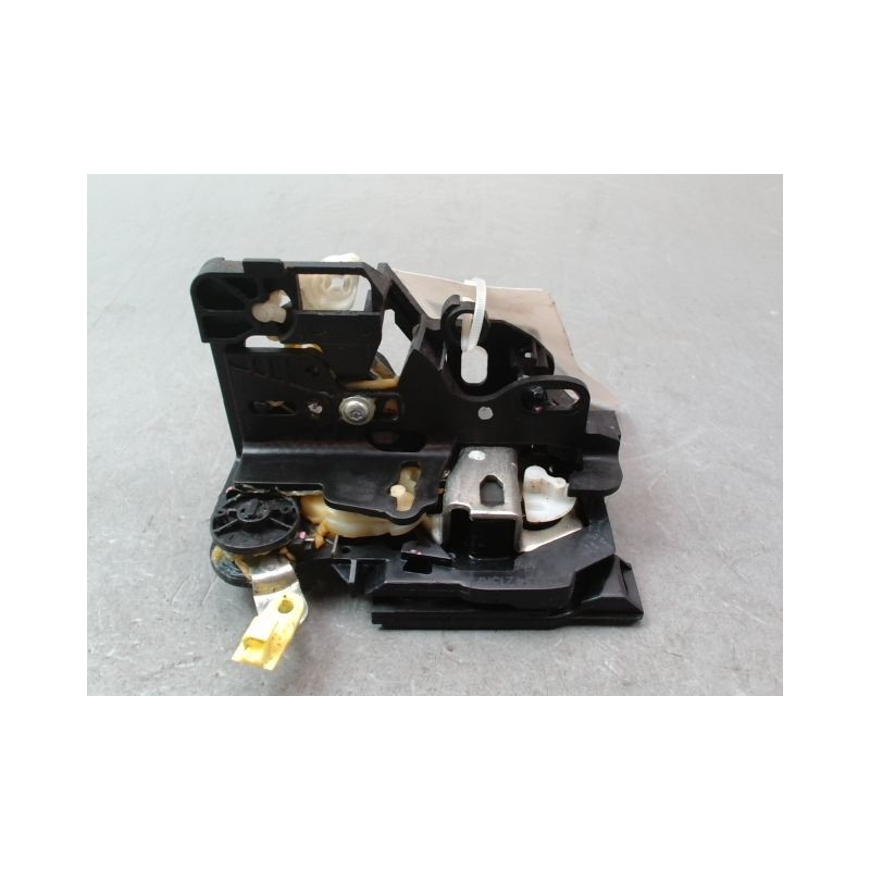 SYSTEME CONDAMNATION ARRIERE GAUCHE DACIA SANDERO II Phase 1 2012-...