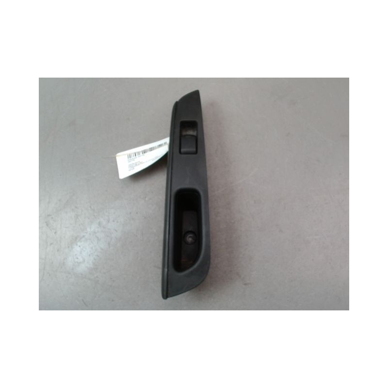 COMMANDE LEVE-GLACE PORTE ARD NISSAN NOTE