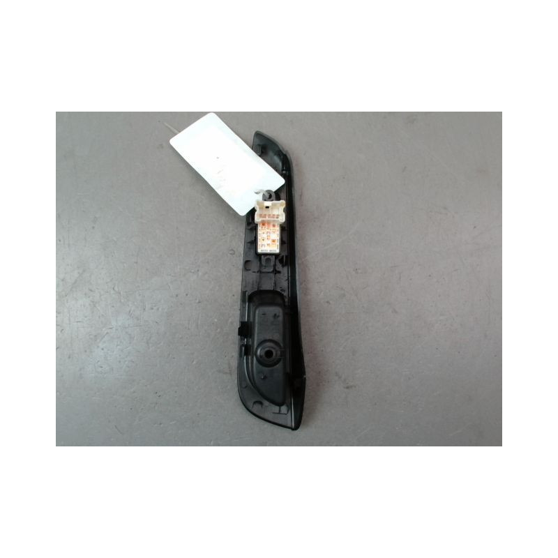 COMMANDE LEVE-GLACE PORTE ARD NISSAN NOTE