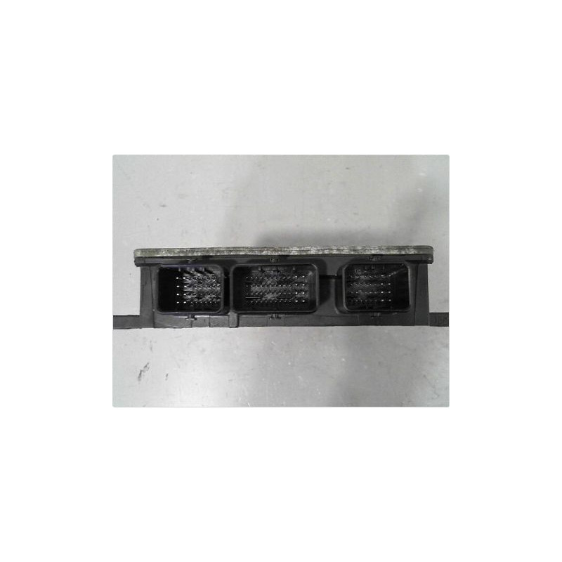 CALCULATEUR MOTEUR RENAULT CLIO II CAMPUS 06-09