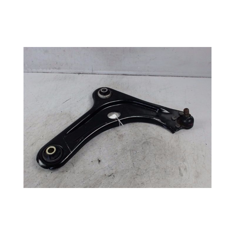 TRIANGLE INFERIEUR AVANT DROIT PEUGEOT 2008