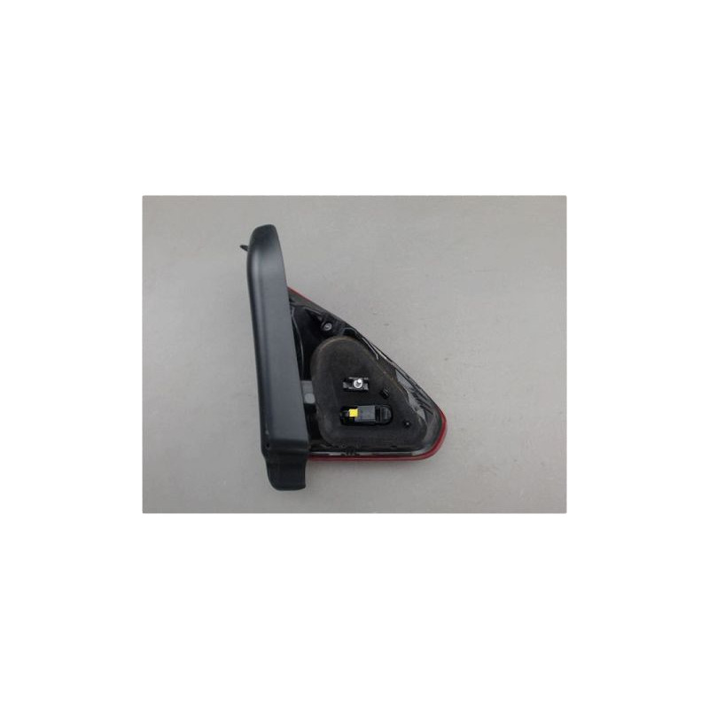 FEU ARRIERE INTERIEUR DROIT PEUGEOT 2008