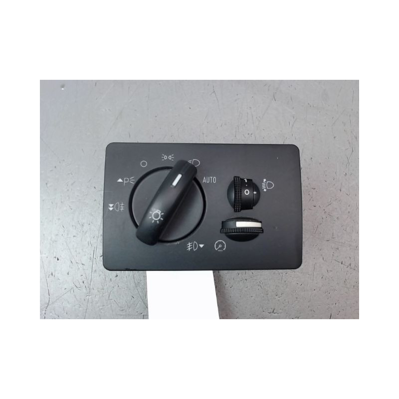 INTERIEUR COMMANDE PHARES FORD FOCUS CMAX MONOSP. I Phase 1 2003-2007