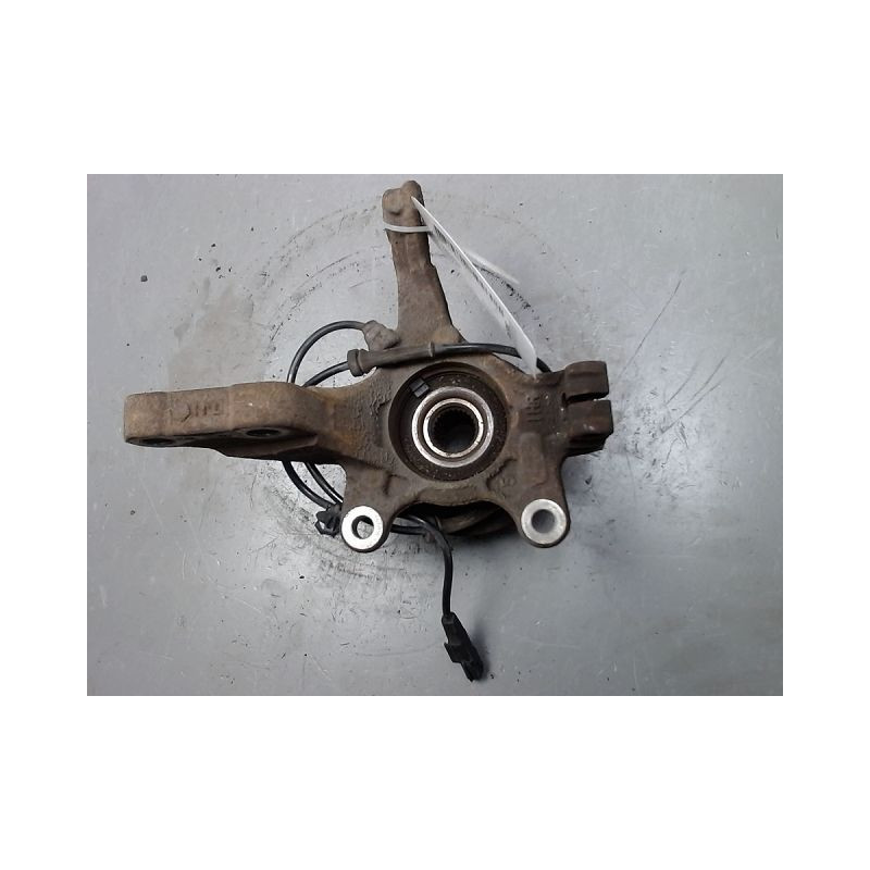 PIVOT AVANT DROIT NISSAN MICRA