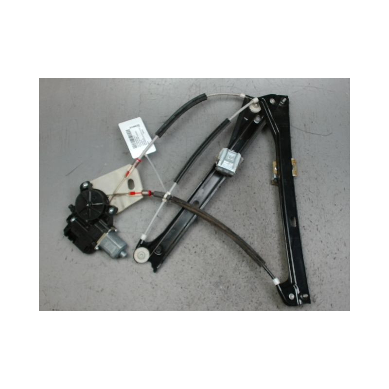 MECANISME+MOTEUR LEVE-GLACE AVANT GAUCHE VOLKSWAGEN POLO 2009-