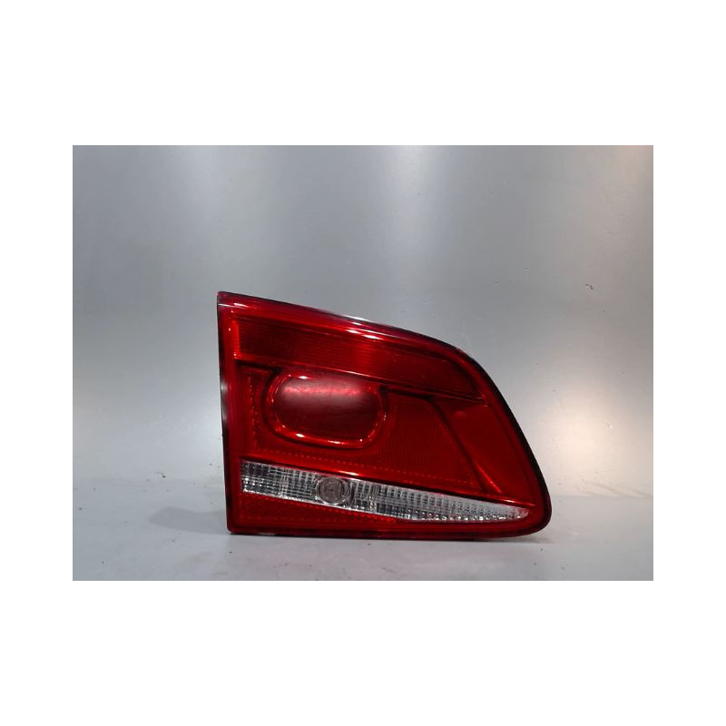 FEU ARRIERE INTERIEUR GAUCHE VOLKSWAGEN PASSAT