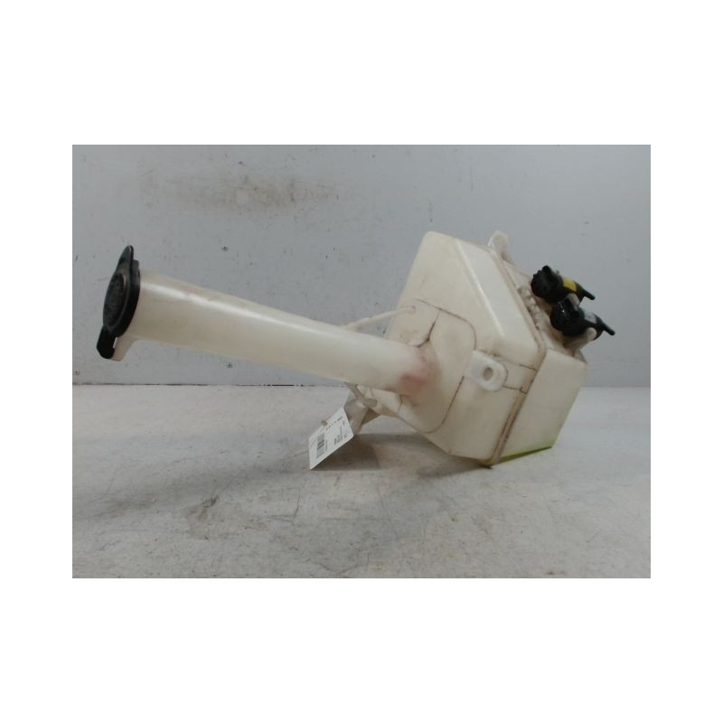RESERVOIR LAVE-GLACE AVANT HYUNDAI TRAJET