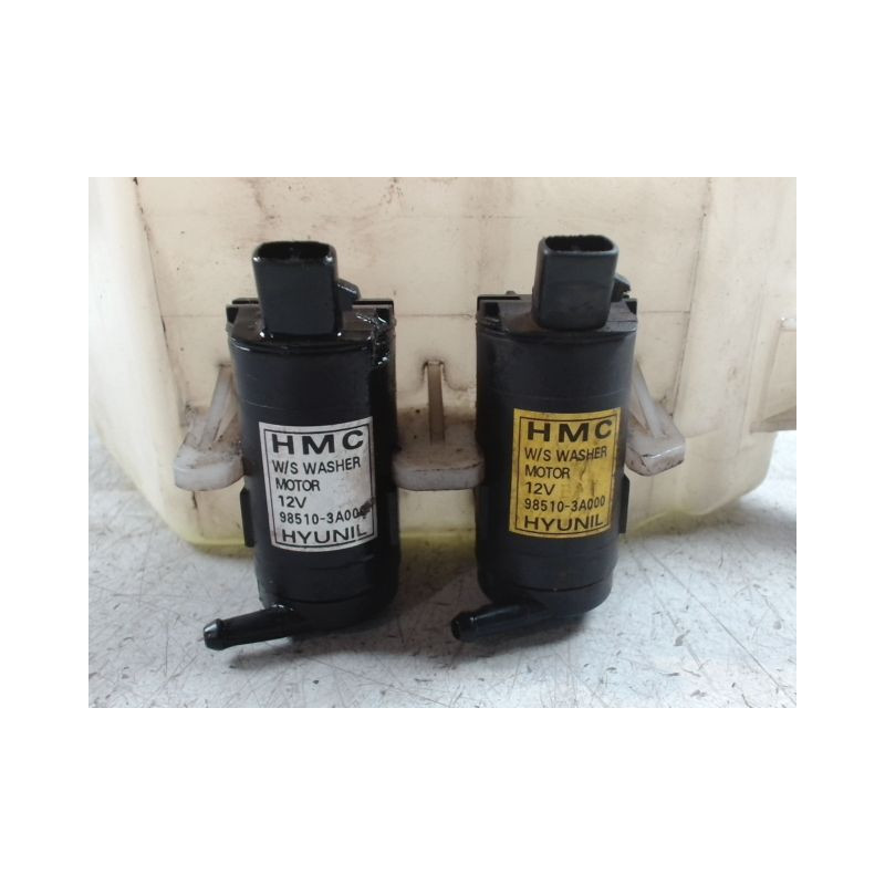 RESERVOIR LAVE-GLACE AVANT HYUNDAI TRAJET