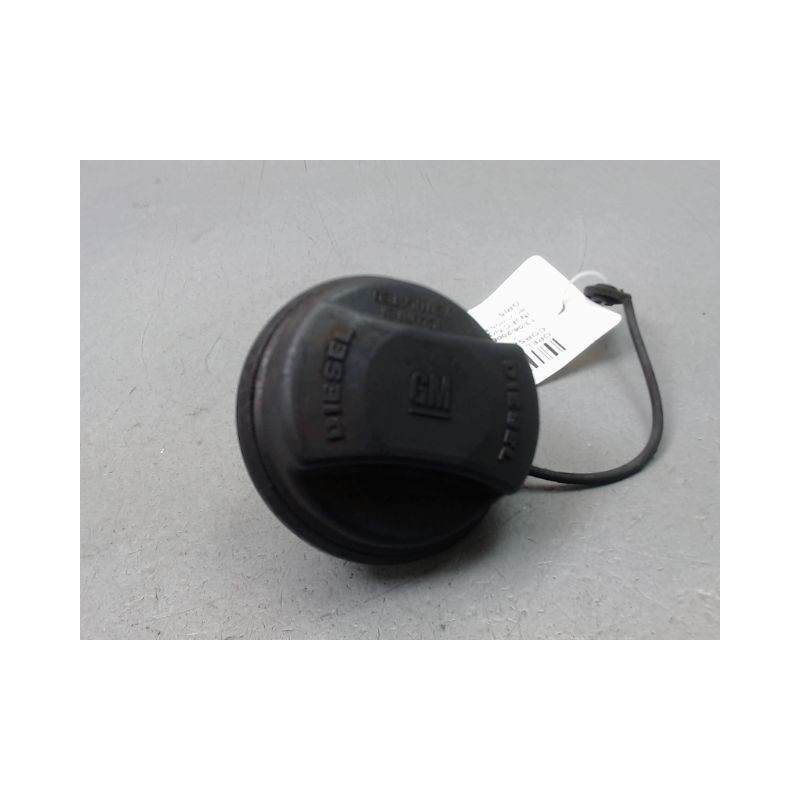 BOUCHON RESERVOIR A CARBURANT OPEL CORSA III Phase 2 (C) 2003-2006