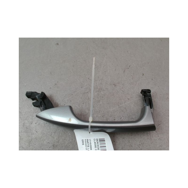 POIGNEE EXTERIEURE PORTE AVANT DROIT MERCEDES CLASSE C BERL. III Phase 1 (204) 2007-2010