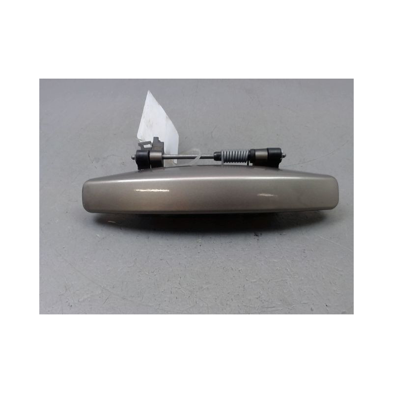 POIGNEE EXTERIEURE PORTE AVANT DROIT DACIA LODGY BREAK 2012-...