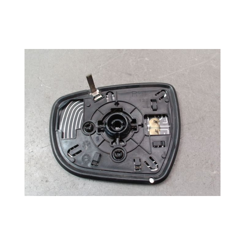GLACE RETROVISEUR EXT D SUZUKI SWIFT