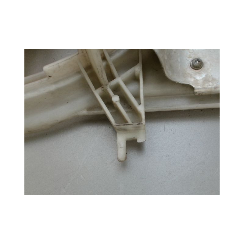 MOTEUR VENTILATEUR RADIATEUR TOYOTA YARIS
