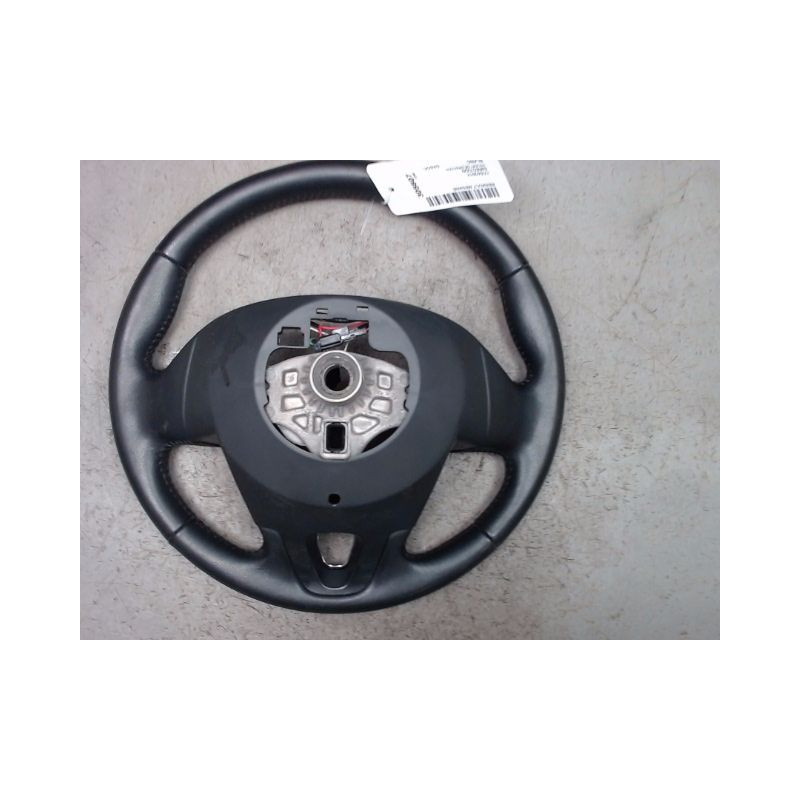 VOLANT DE DIRECTION RENAULT MEGANE