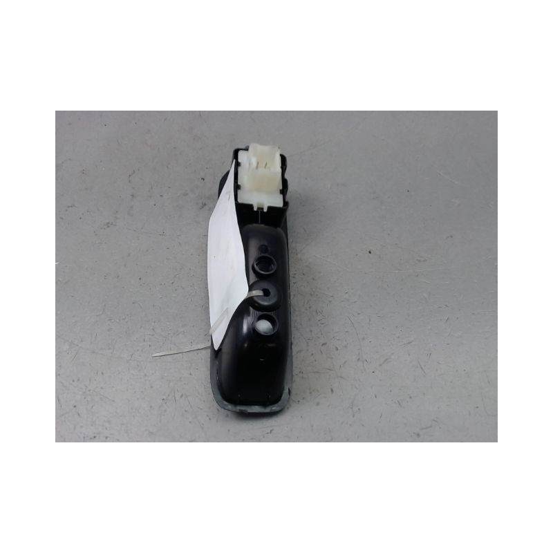 COMMANDE LEVE-GLACE PORTE ARD DACIA DUSTER 2010-