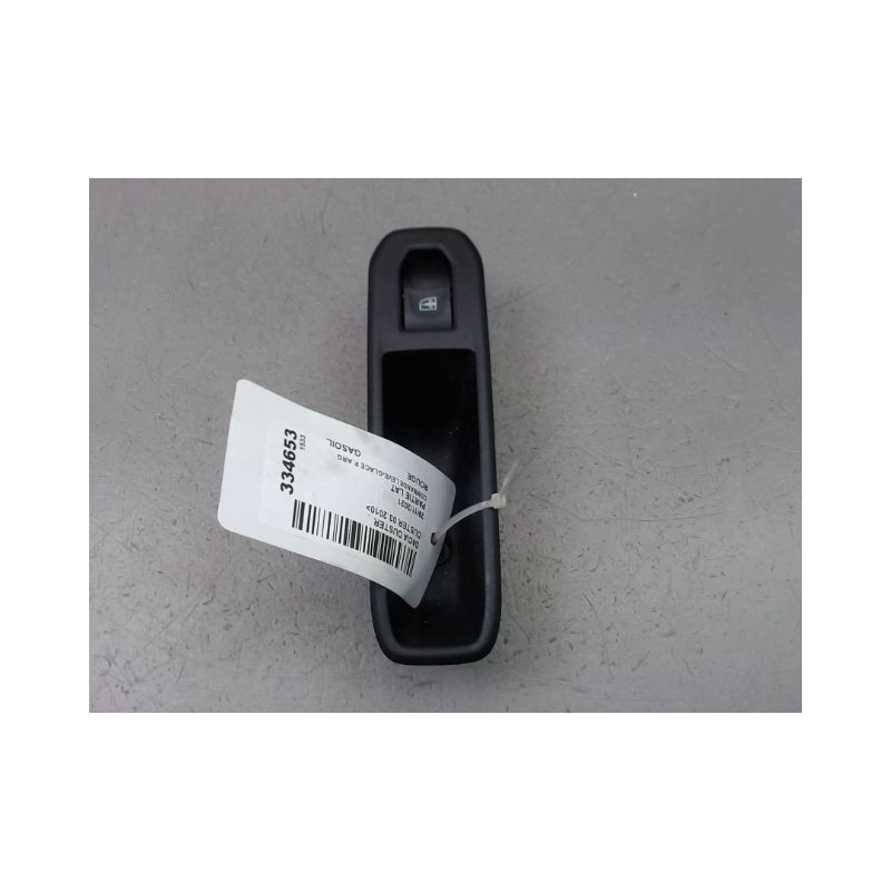 COMMANDE LEVE-GLACE PORTE ARG DACIA DUSTER 2010-