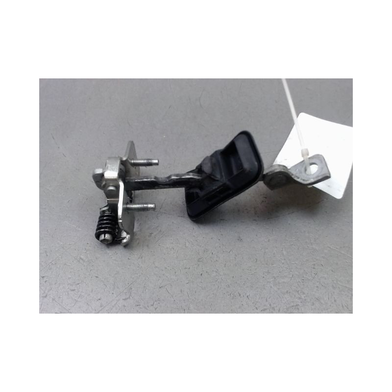 TIRANT PORTE AVANT GAUCHE DACIA DUSTER 2010-