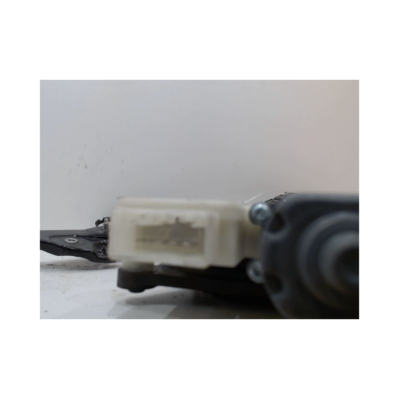 MECANISME+MOTEUR LEVE-GLACE AVANT GAUCHE SKODA RAPID