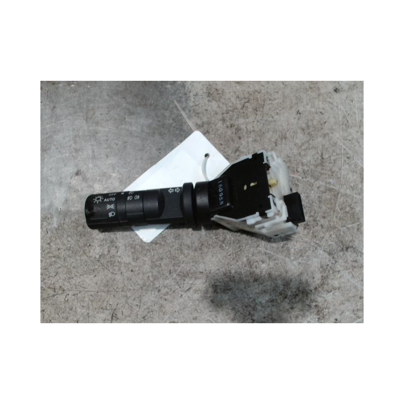 COMMANDE CLIGNOTANT NISSAN QHASQAI 2007-