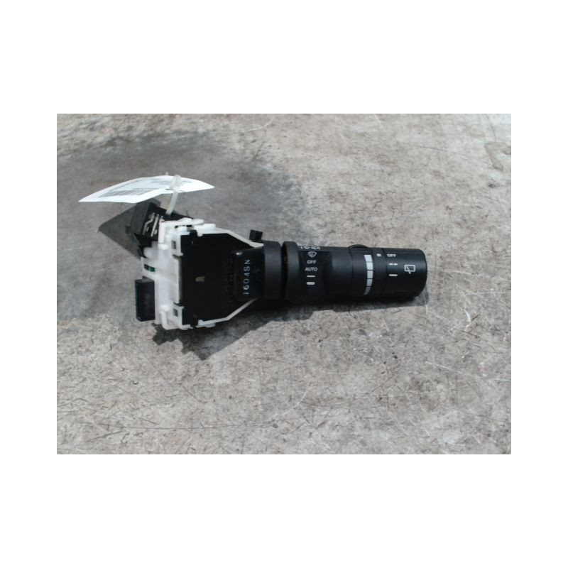 COMMANDE ESSUIE GLACE NISSAN QHASQAI 2007-