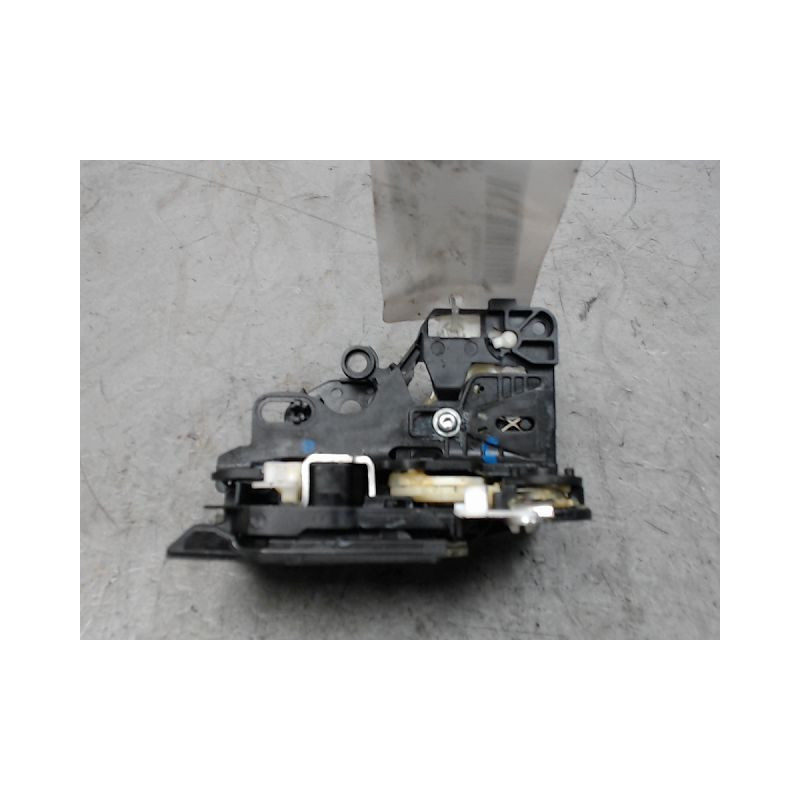 SYSTEME CONDAMNATION ARRIERE DROIT DACIA SANDERO