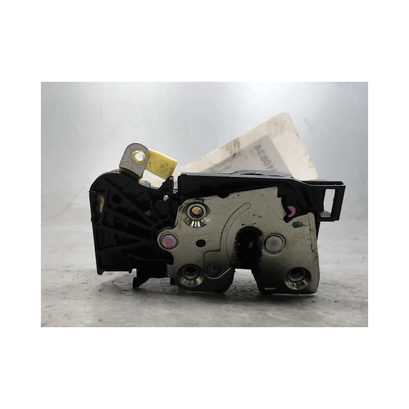 SYSTEME CONDAMNATION ARRIERE GAUCHE DACIA SANDERO