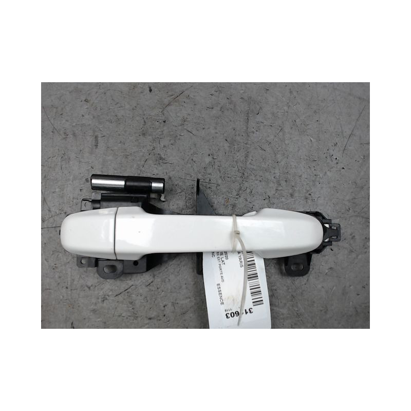 POIGNEE EXTERIEURE PORTE AVANT DROIT TOYOTA YARIS