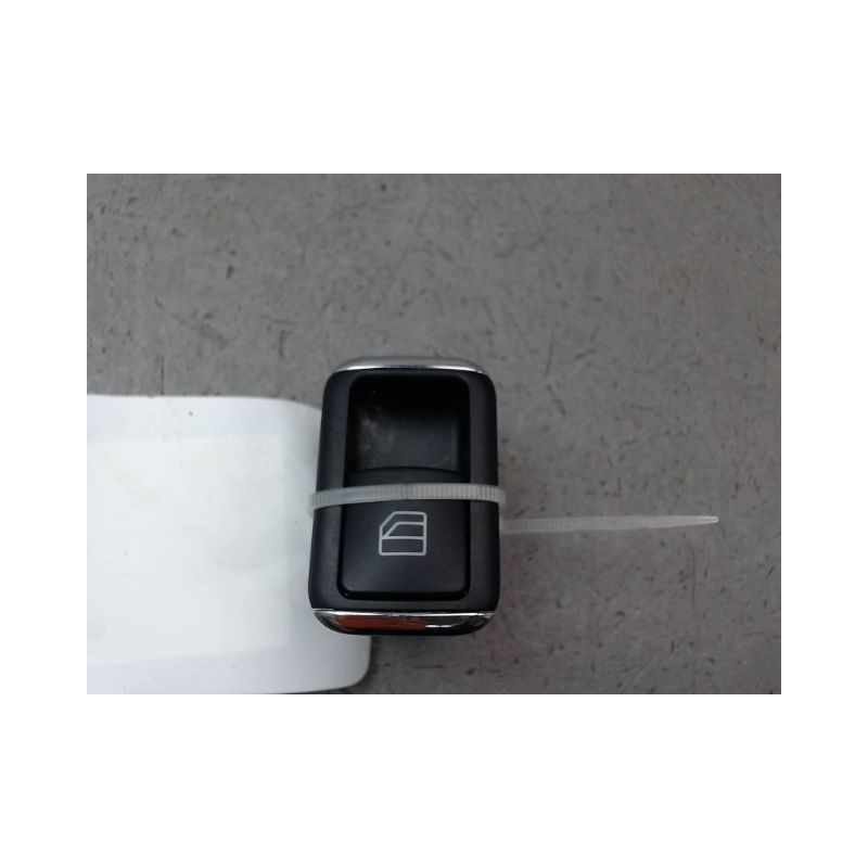 COMMANDE LEVE-GLACE PORTE ARD MERCEDES CLASSE C BERL. III Phase 1 (204) 2007-2010