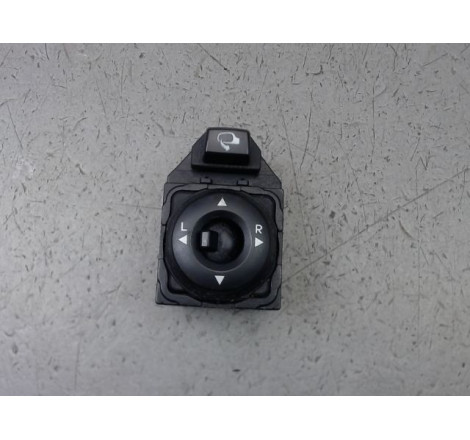 COMMANDE RETROVISSEUR EXT ELECTRIQUE