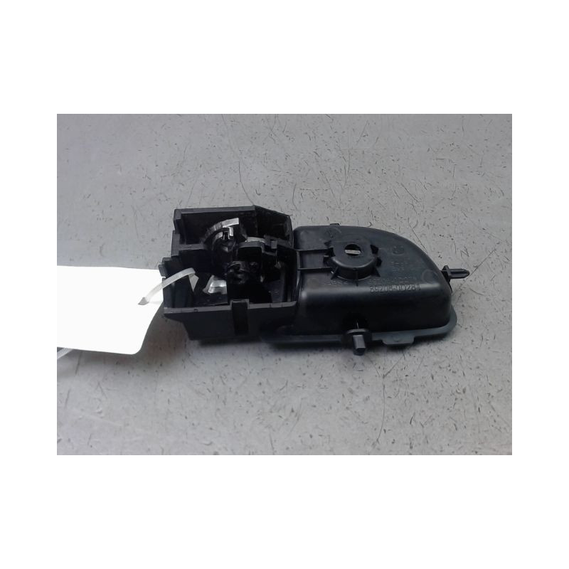 POIGNEE INTERIEURE PORTE AVANT GAUCHE TOYOTA AURIS 2010-