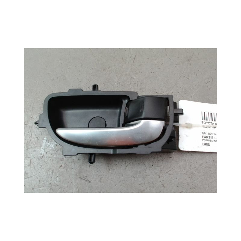 POIGNEE INTERIEURE PORTE ARRIERE DROIT TOYOTA AURIS 2010-