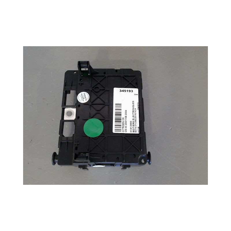 BOITE A FUSIBLES CITROEN C5 2001-2004