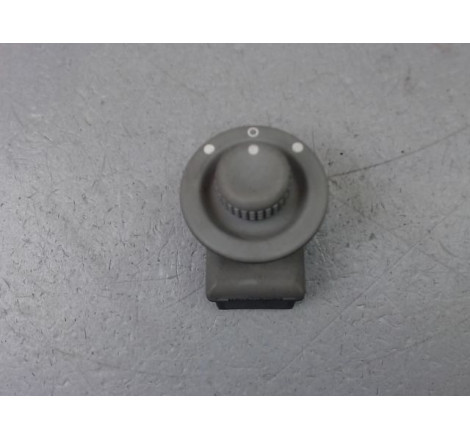 COMMANDE RETROVISSEUR EXT ELECTRIQUE