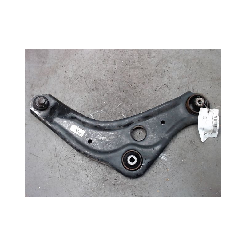 TRIANGLE INFERIEUR AVANT DROIT NISSAN QASHQAI
