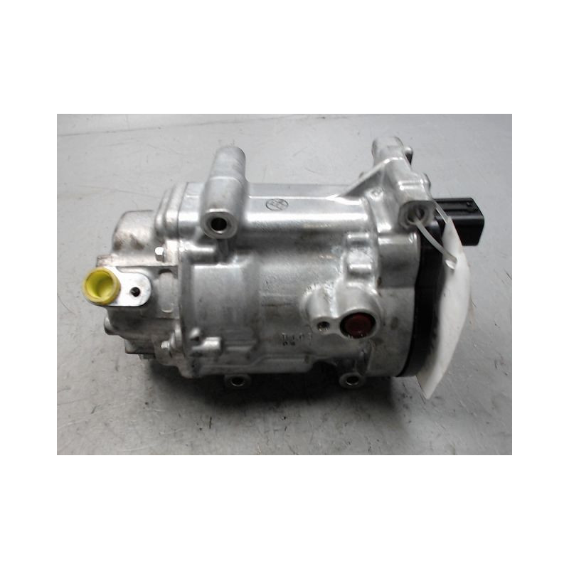 COMPRESSEUR AIR CONDITIONNE TOYOTA YARIS CRO