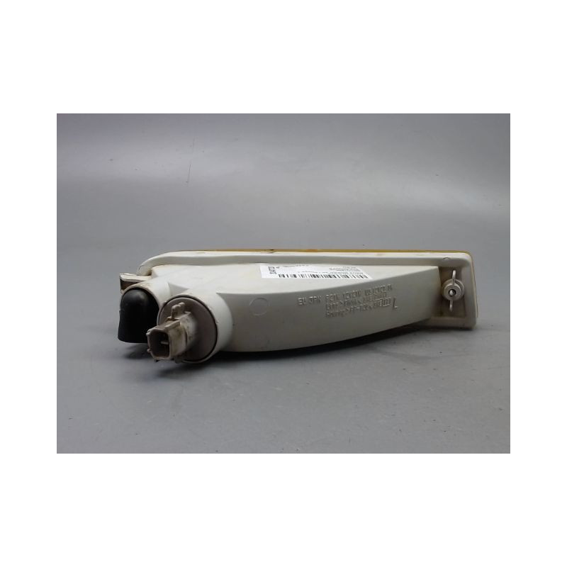 CLIGNOTANT GAUCHE TOYOTA RAV4 BREAK I Phase 1 1994-1997