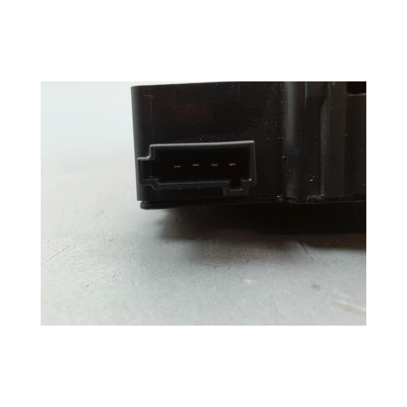 SERRURE HAYON  CHEVROLET CRUZE BERL. 2009-...