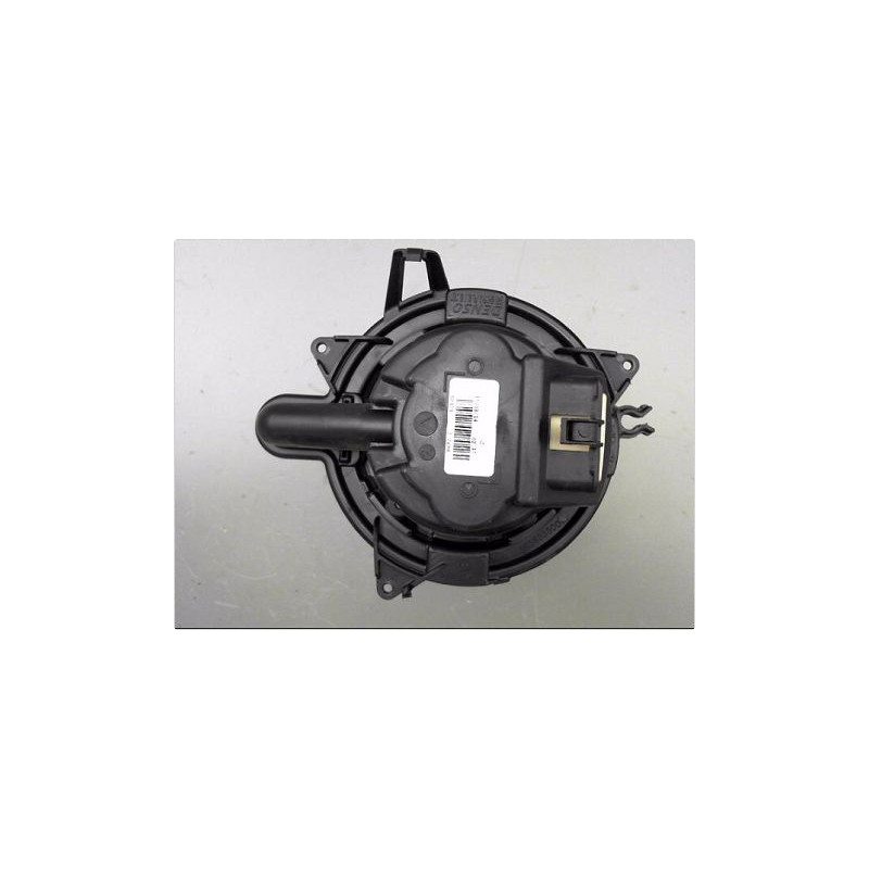 MOTEUR VENTILATEUR CHAUFFAGE RENAULT CLIO IV 12-16