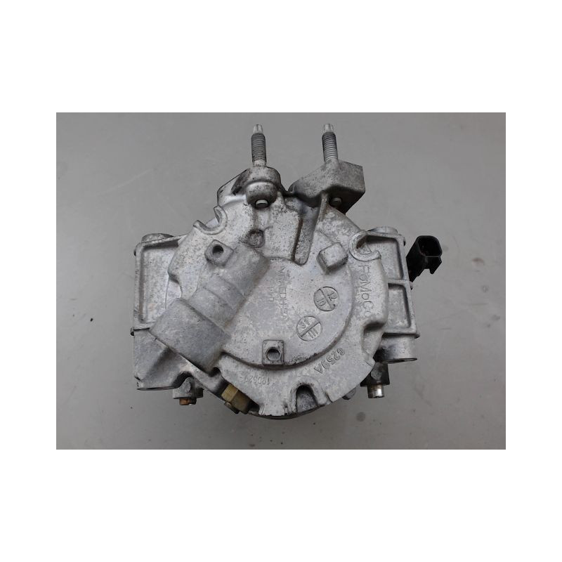 COMPRESSEUR AIR CONDITIONNE FORD FOCUS