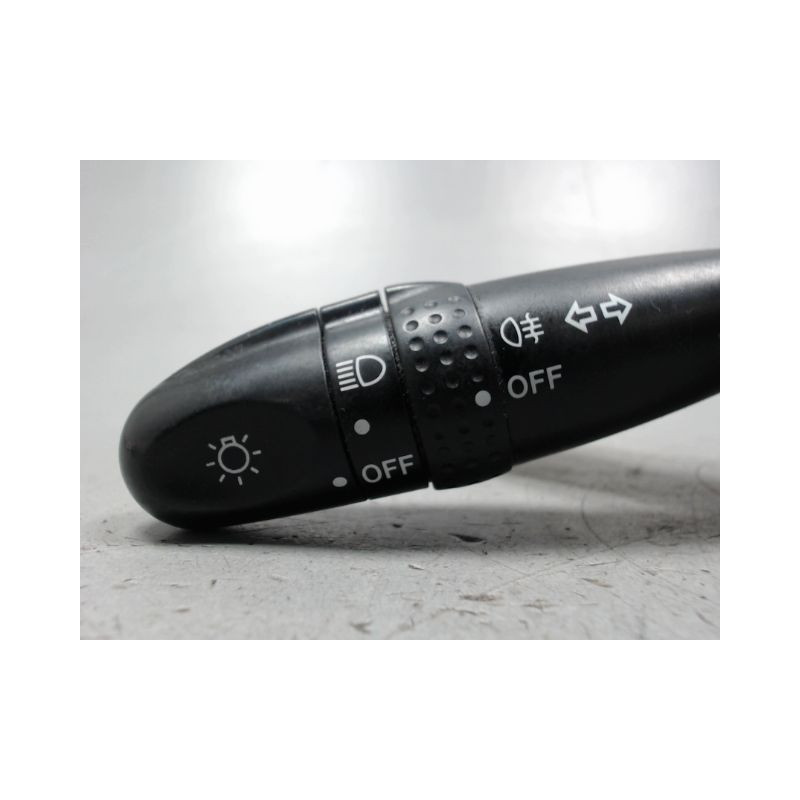 COMMANDE CLIGNOTANT TOYOTA YARIS